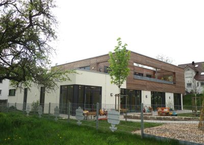 Kindertagesstätte in Wiernsheim- Serres, Ansicht auf Aussenbereich